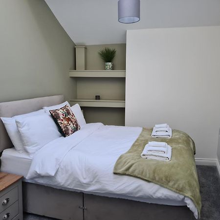 Modern River View Mytholmroyd Apartment Buitenkant foto