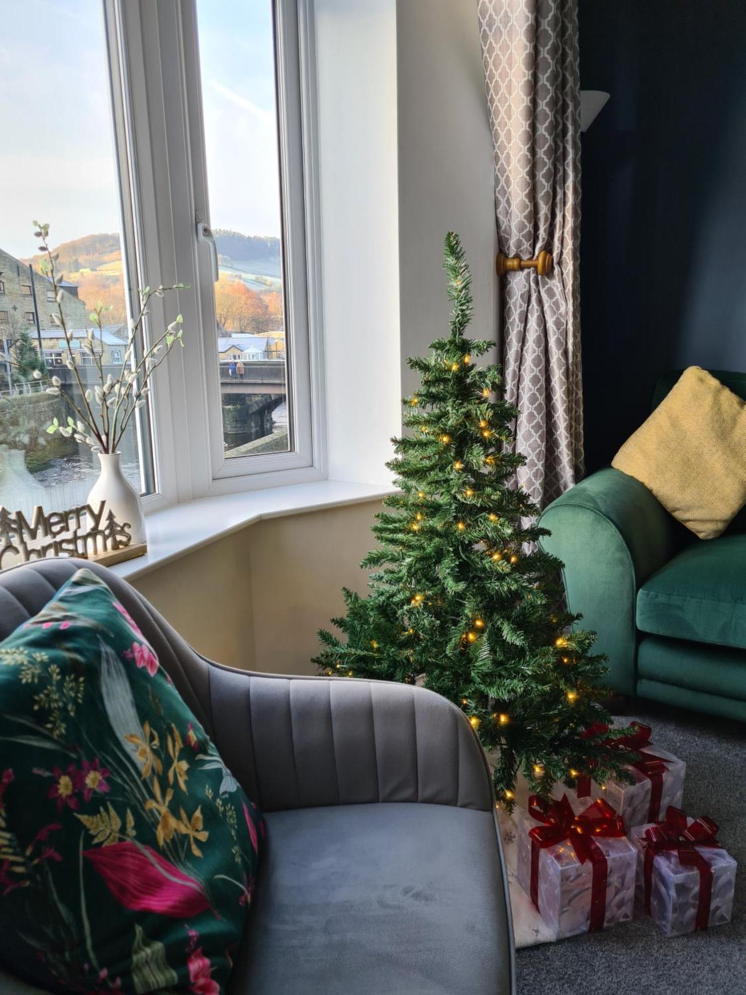 Modern River View Mytholmroyd Apartment Buitenkant foto